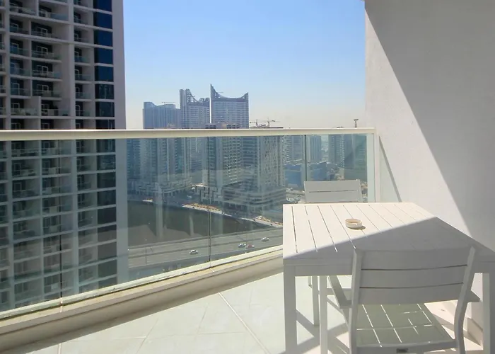 Waterfront Studio With Balcony Near Dubai Mall