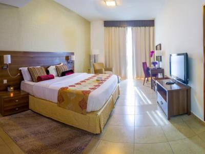 Aparthotel Nojoum Llc