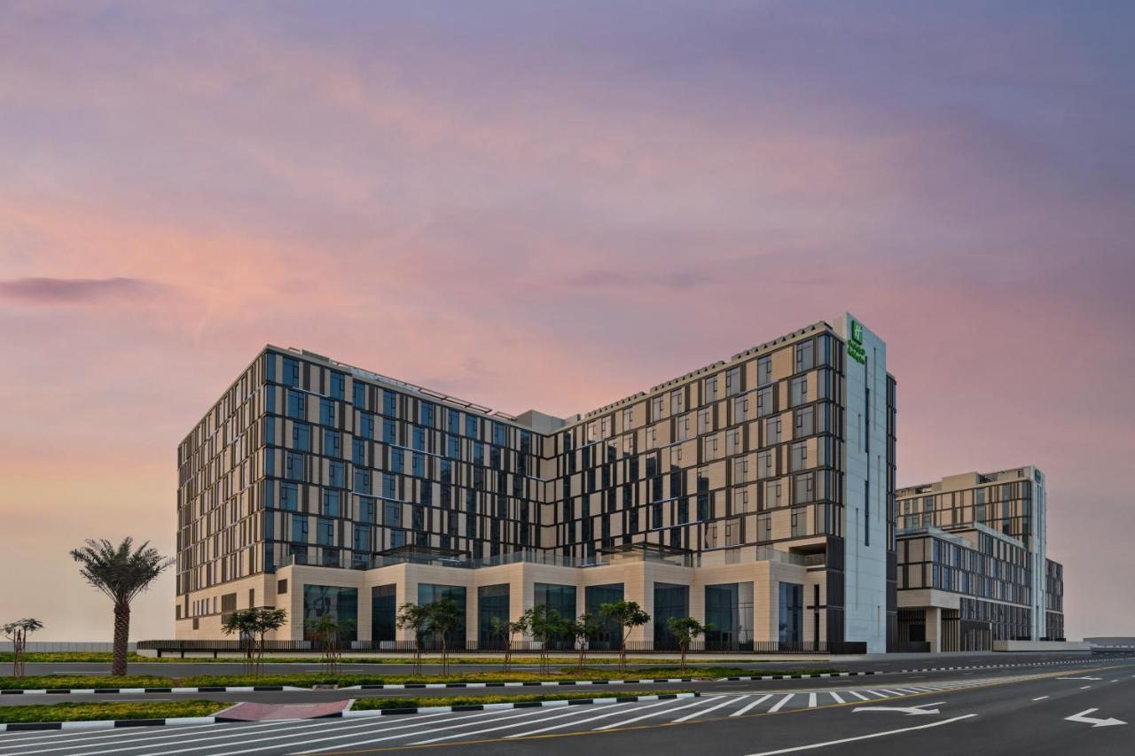 Al-maktoum Airport By Ihg Dubai