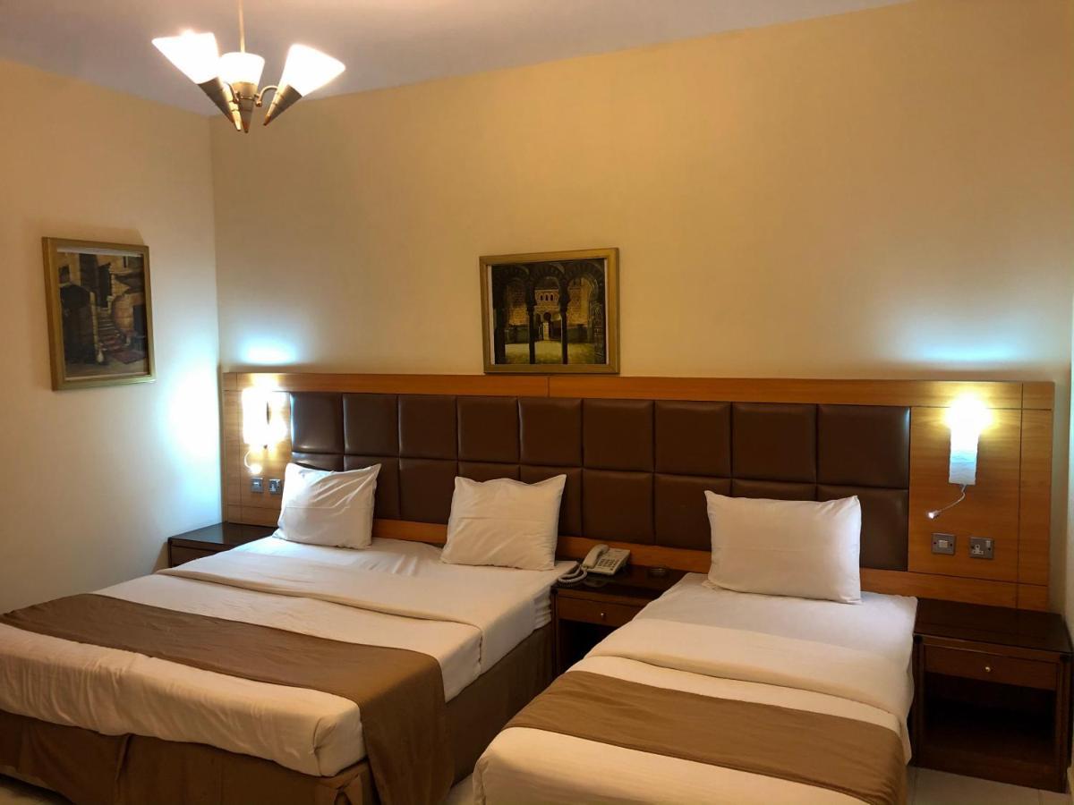 New Royal Hotel