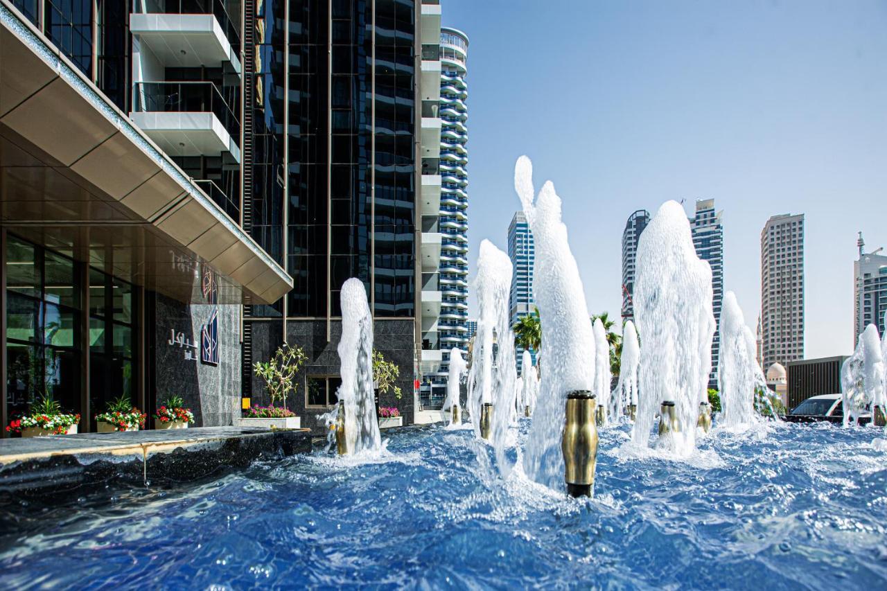 Apartment 5 Star Sparkle Tower By Swarovski, Marina *