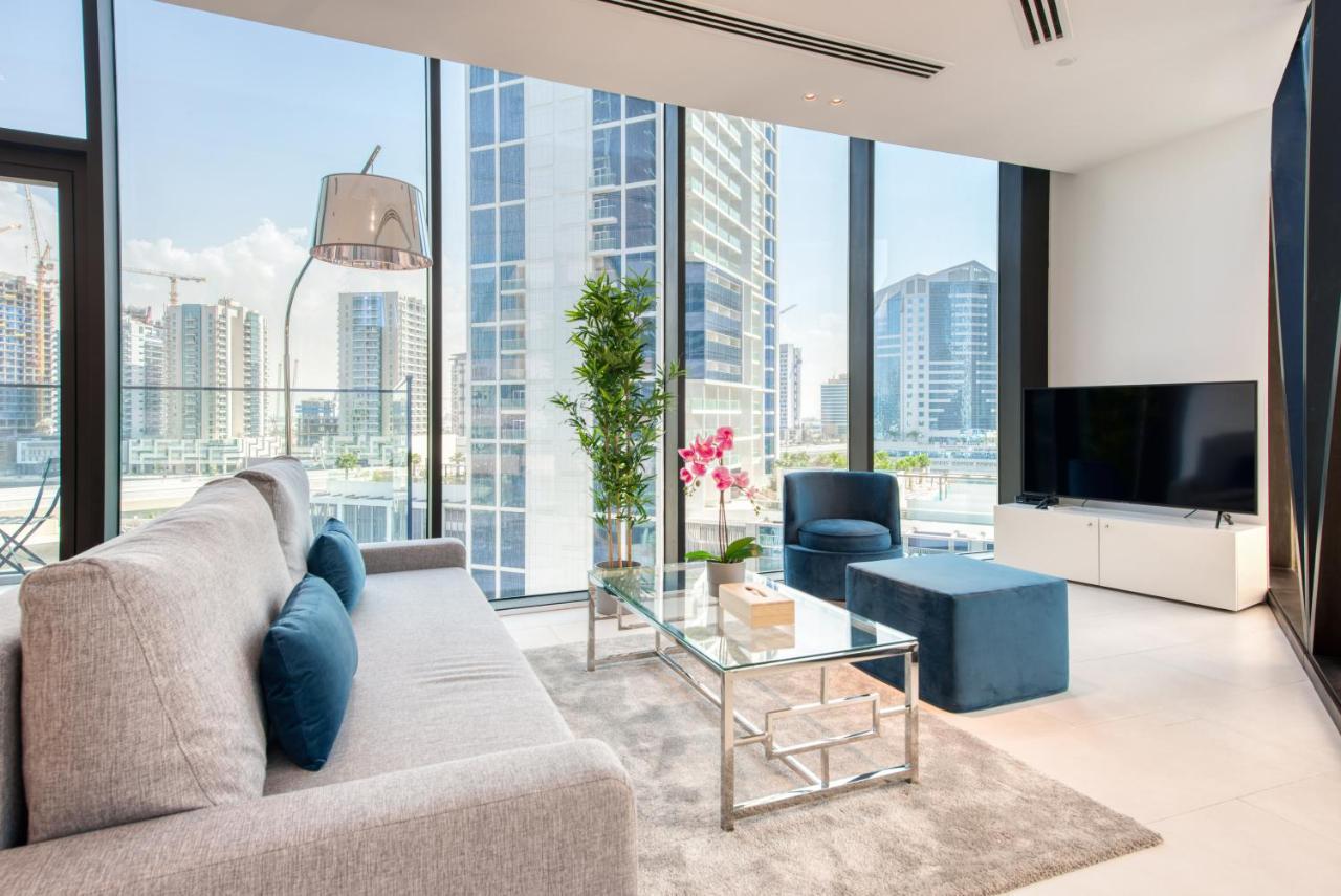 Maison Privee - Luxury, Spacious, Modern Near Burj Khalifa And Canal Apartment Dubai
