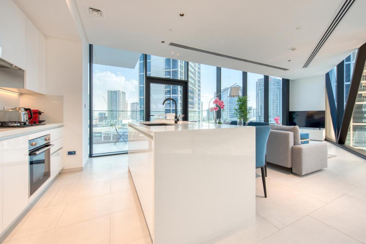 Maison Privee - Luxury, Spacious, Modern Near Burj Khalifa And Canal Dubai