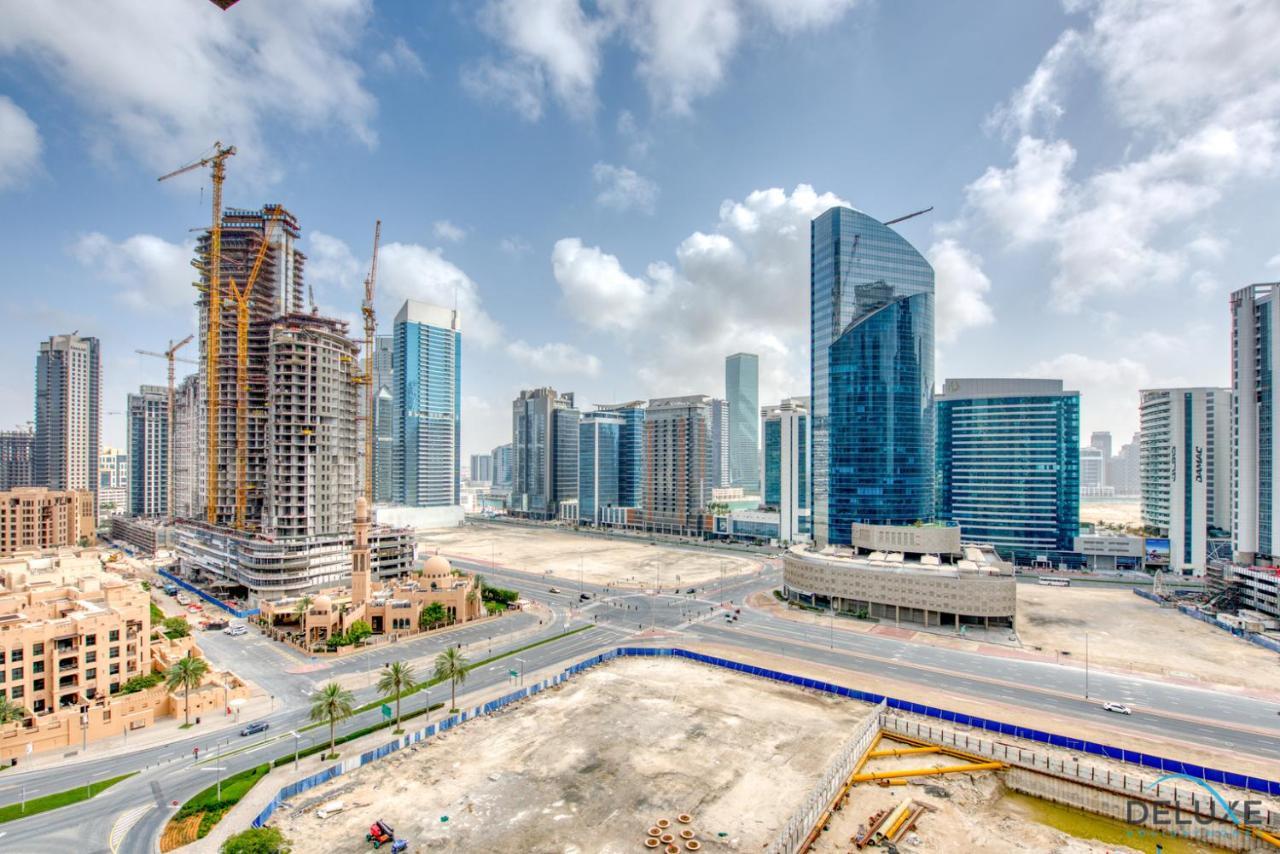 Close To Burj Khalifa & Mall With Relaxing Balcony, Claren Tower 1, Downtown By Deluxe Homes Apartment Dubai