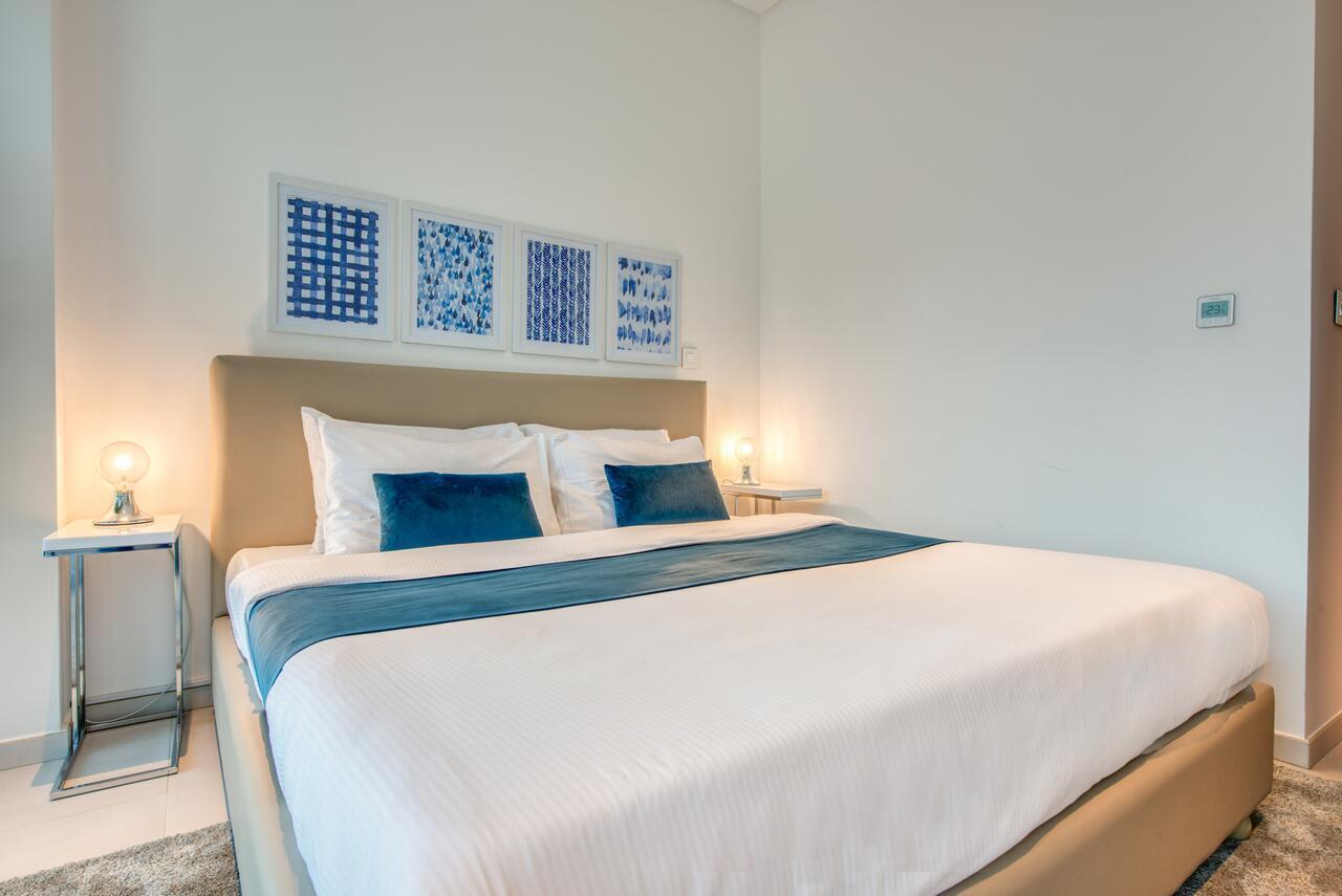 Maison Privee - Luxury, Spacious, Modern Near Burj Khalifa And Canal Apartment