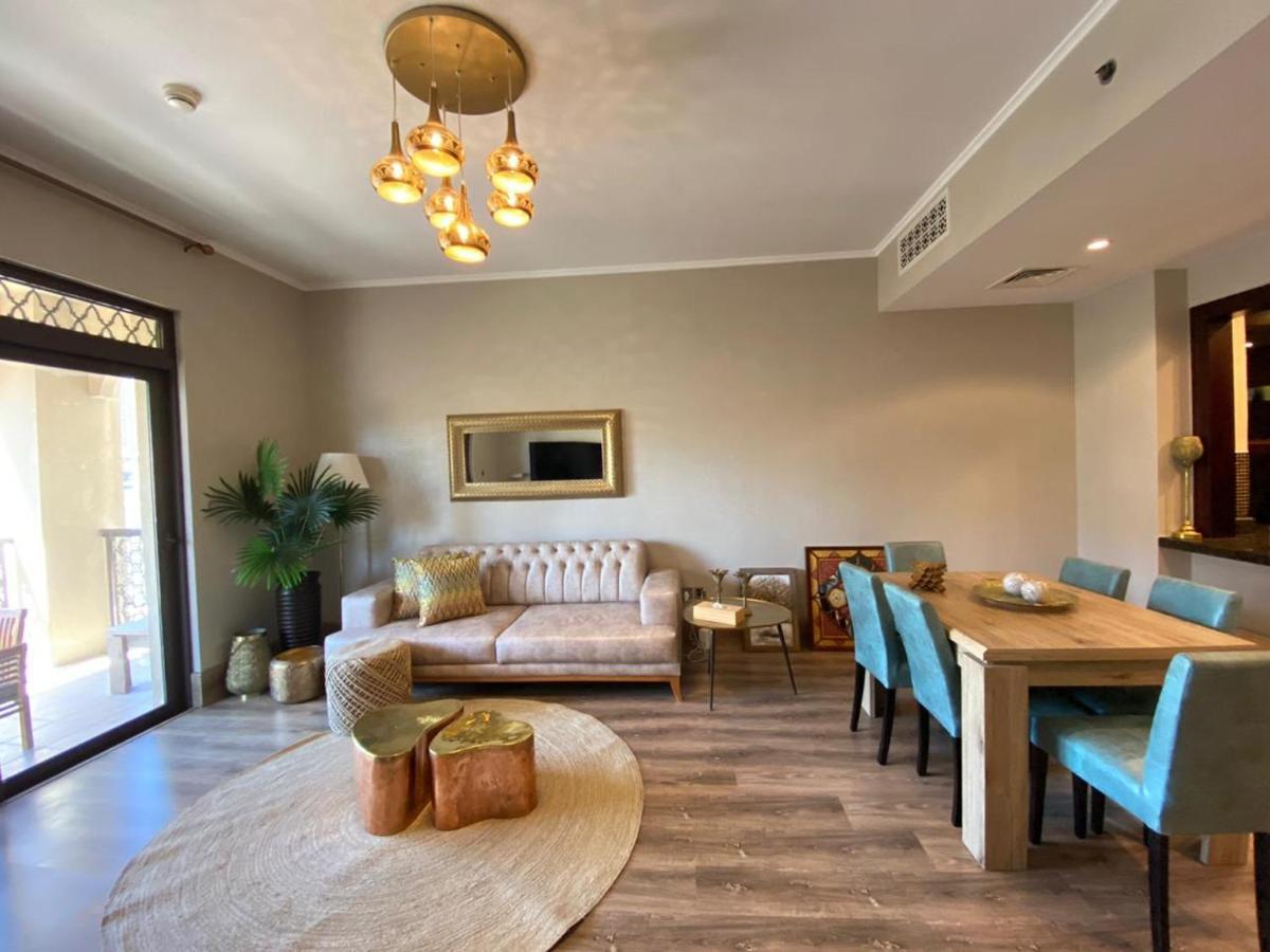 Durrani Homes - Luxury 2bed Opposite Mall With Stunning Burj Khalifa View