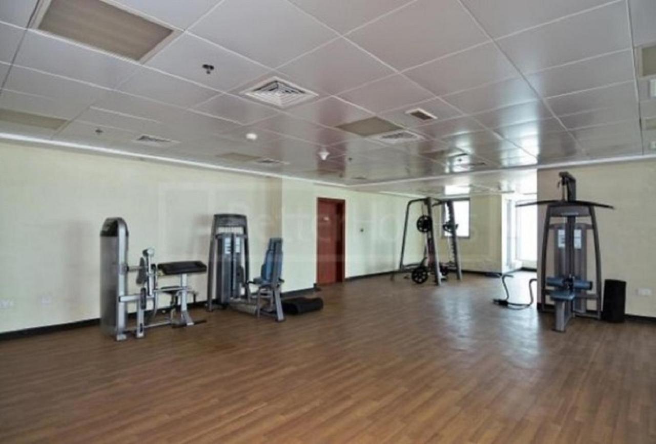 Octavius Holiday Homes, Spacious 2 Bedroom Apartment, Skyline & Burj Khalifa View Apartment *
