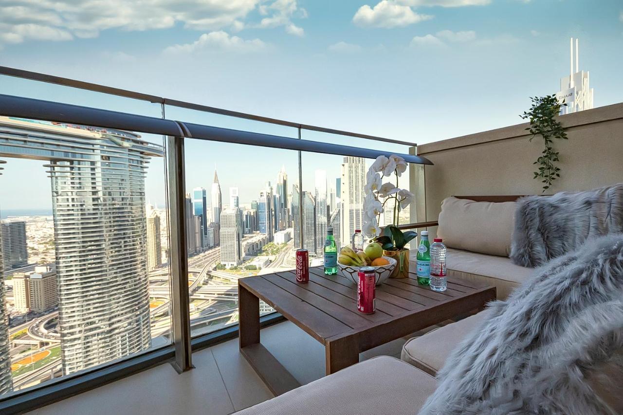 First Class 2br With Full Skyline & Sea View Apartment Dubai