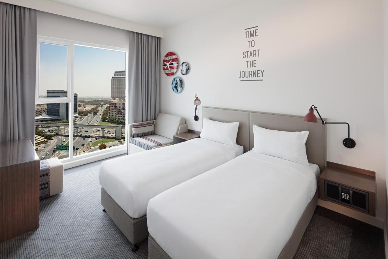 Hotel Rove Healthcare City