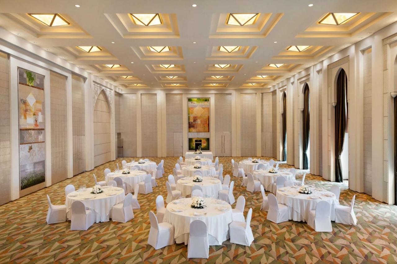 Shangri-la 5*