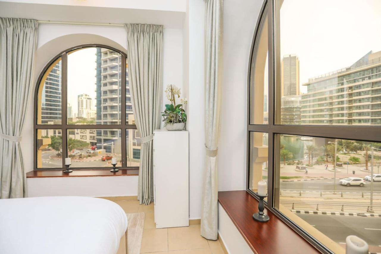 Dubai, Lux On Jbr, 1br, Beach, Pool, Parking Apartment *