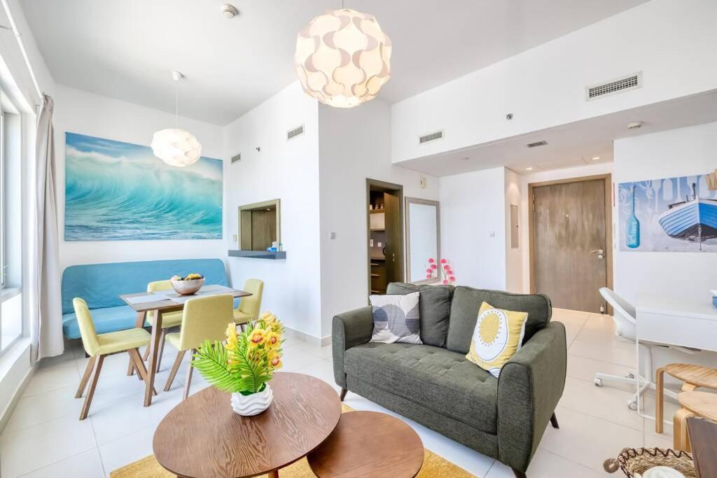 Xanadubai Loft Tower - Your Away From In Downtown Dubai!