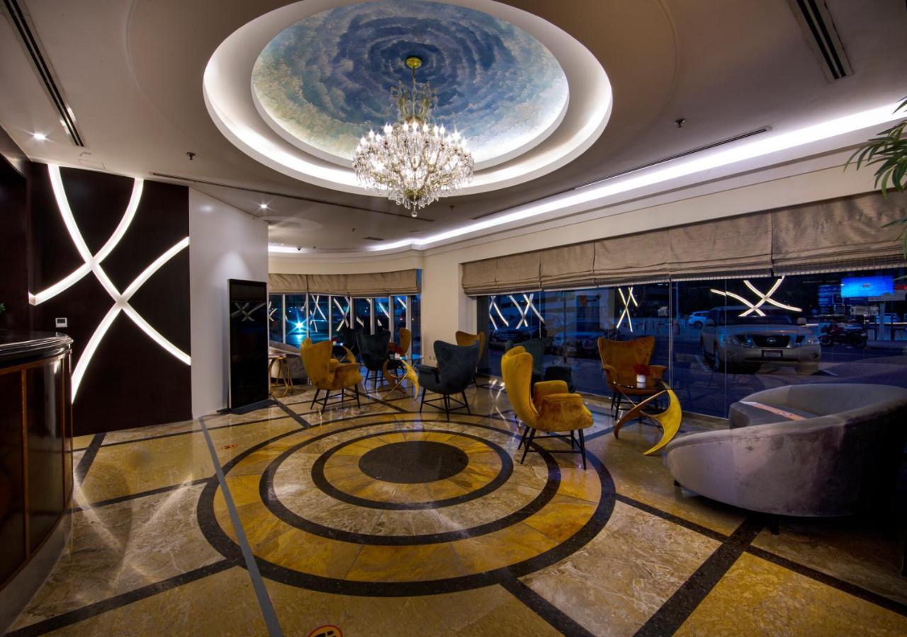 Aparthotel Number One Tower 3*