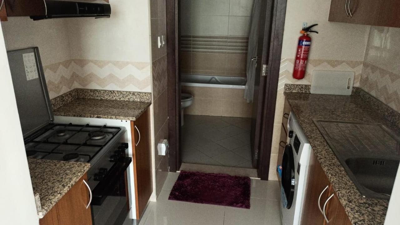 Cozy And Small Partitions For Men Guests In * Dubai