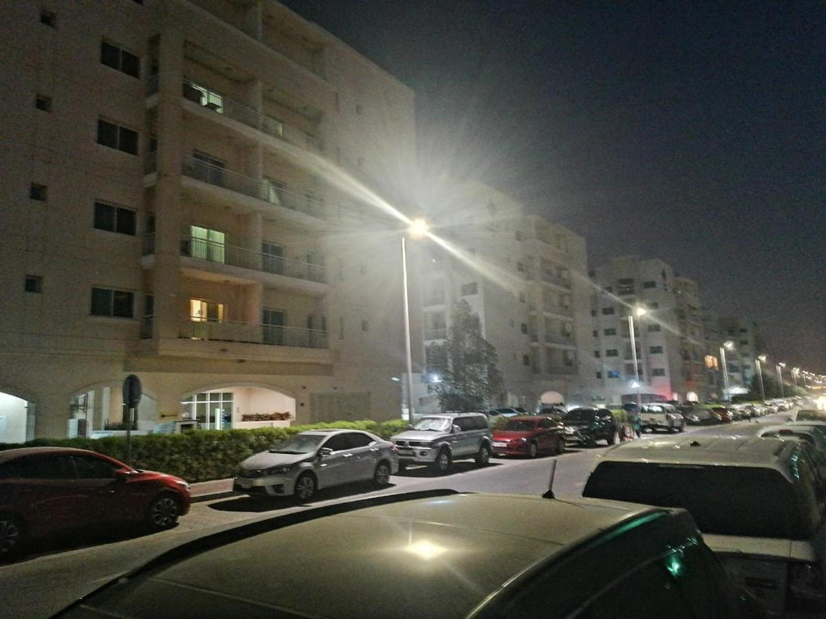 1 Bhk In Liwan - Queue Point * Dubai