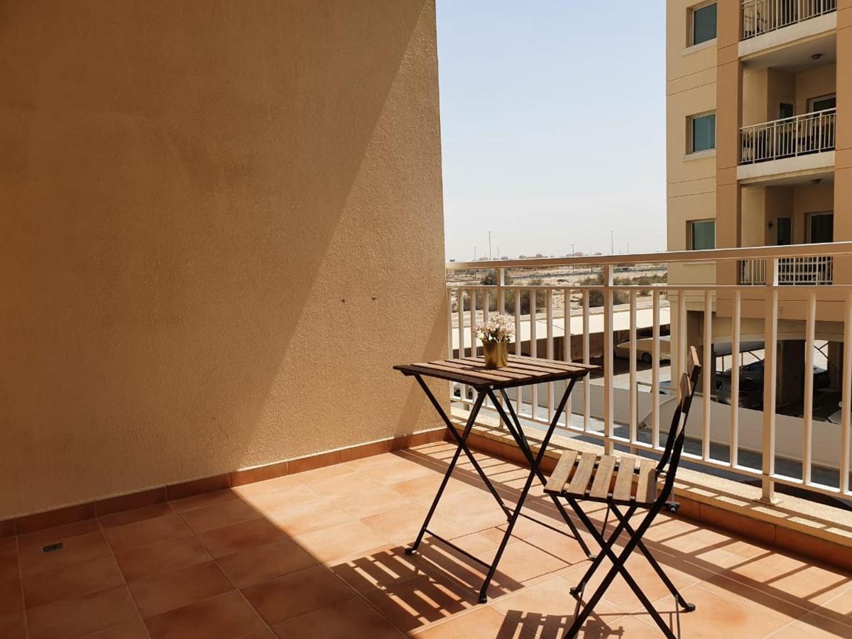 1 Bhk In Liwan - Queue Point Apartment *