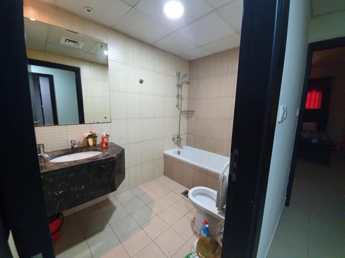 1 Bhk In Liwan - Queue Point *