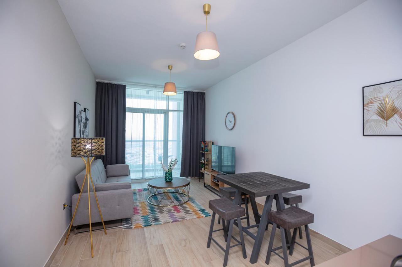 Apartment Studio One Marina *