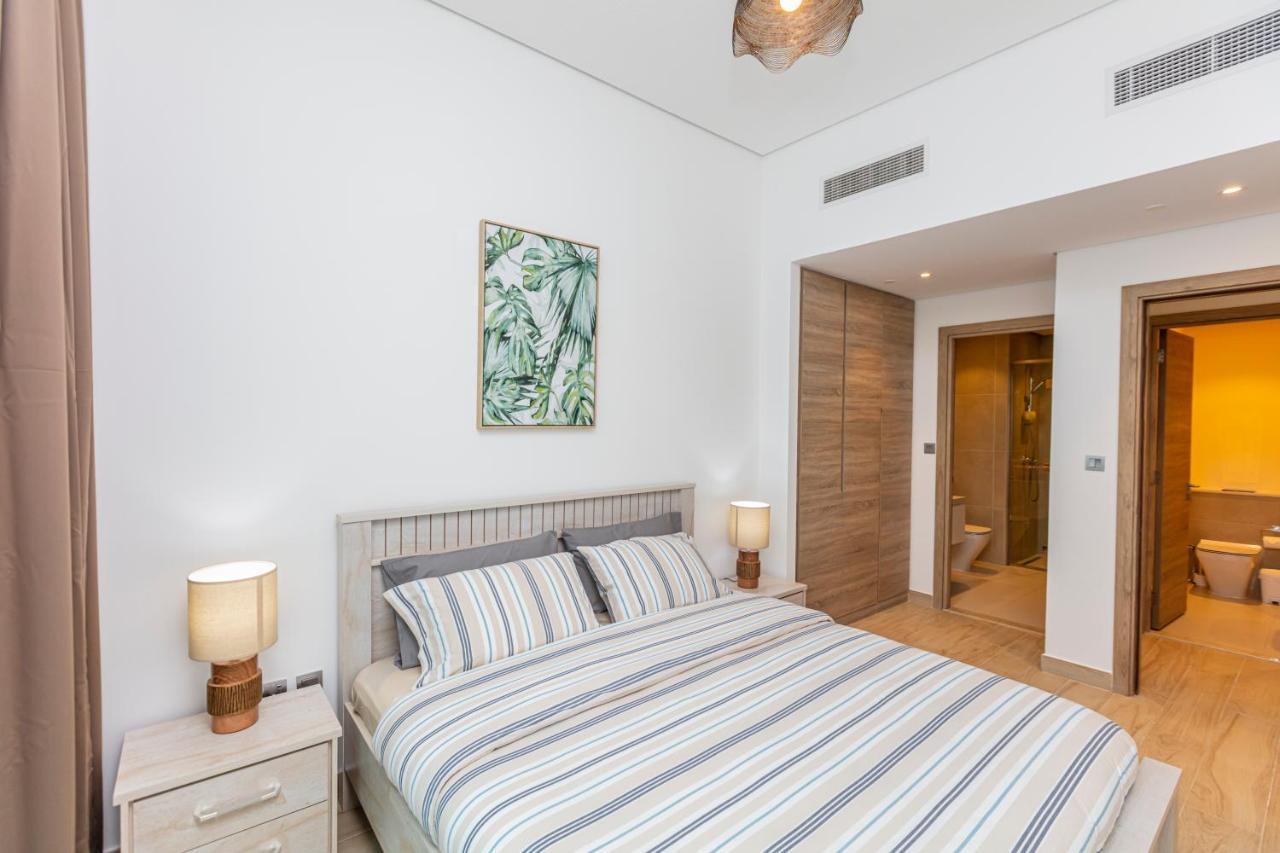 Studio One Marina Apartment Dubai