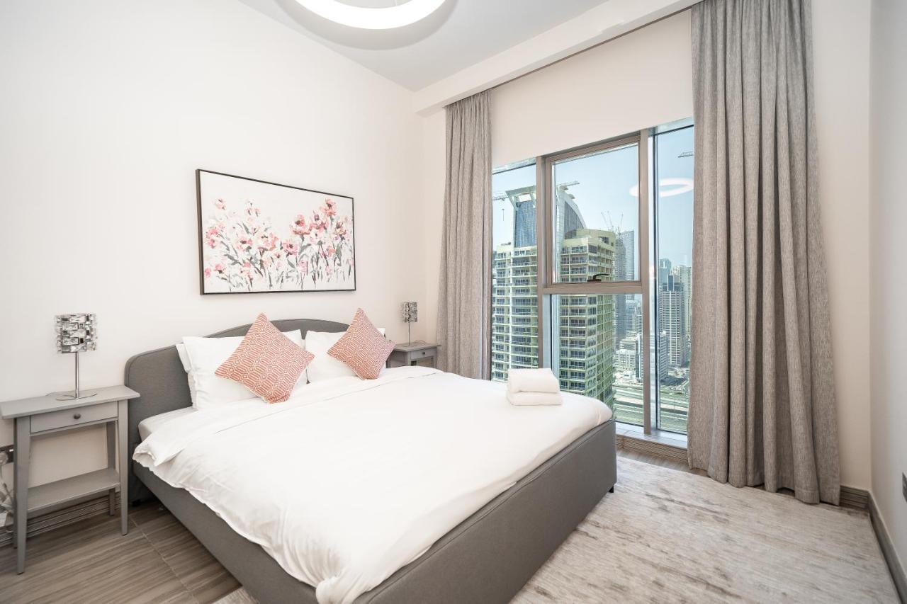 Luton - Modern & View 1br , Mbl Residence, Jumeirah Towers *