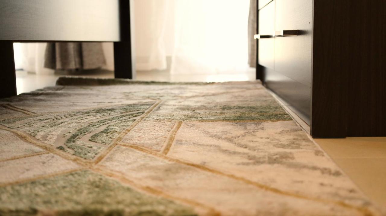 Misty Rosa Homes - Near Expo 2020 - 9 Min Apartment Dubai