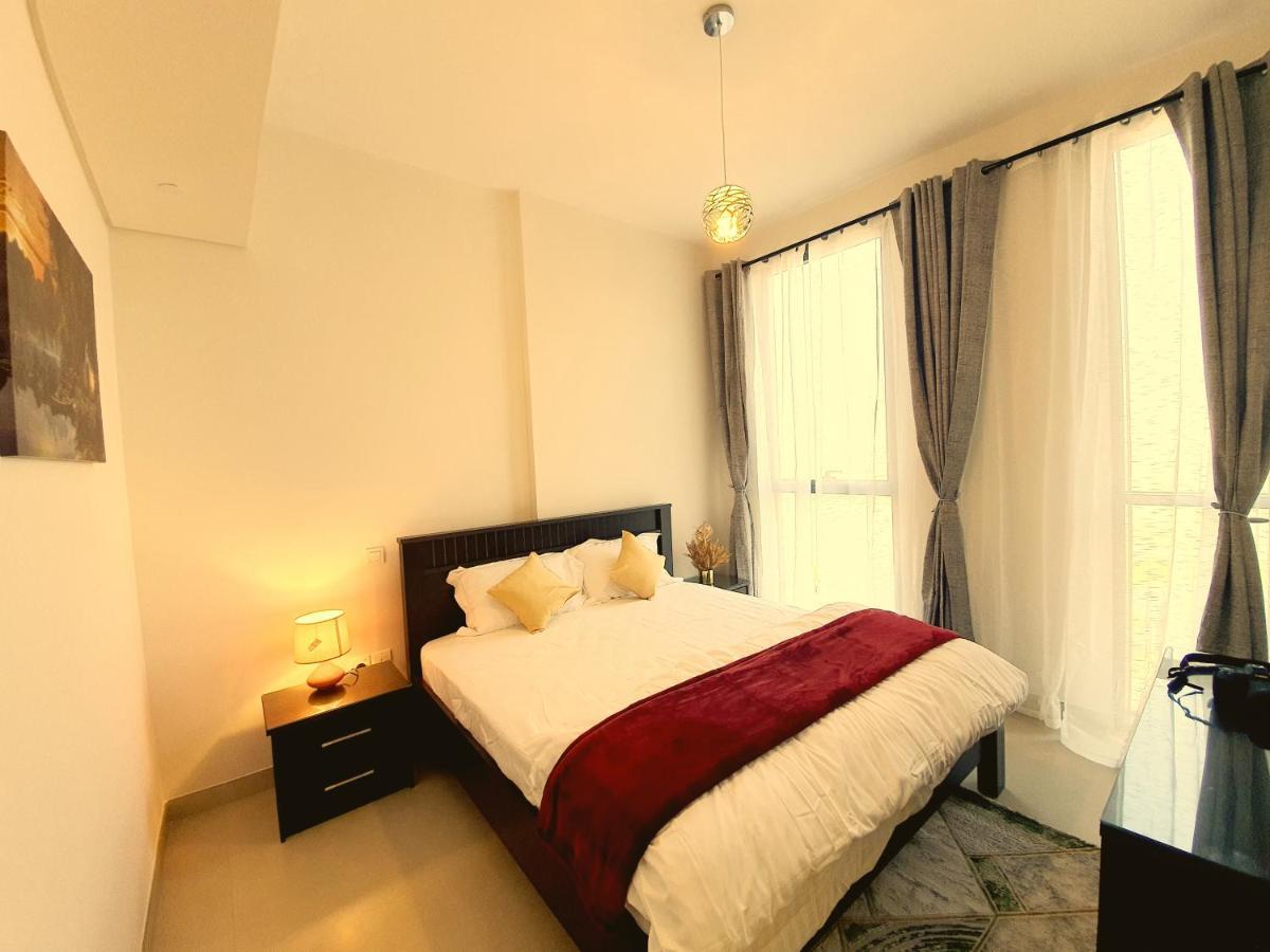 Misty Rosa Homes - Near Expo 2020 - 9 Min Dubai