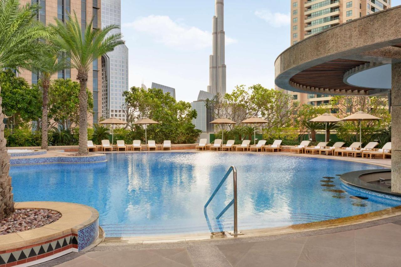 Shangri-la Hotel 5*