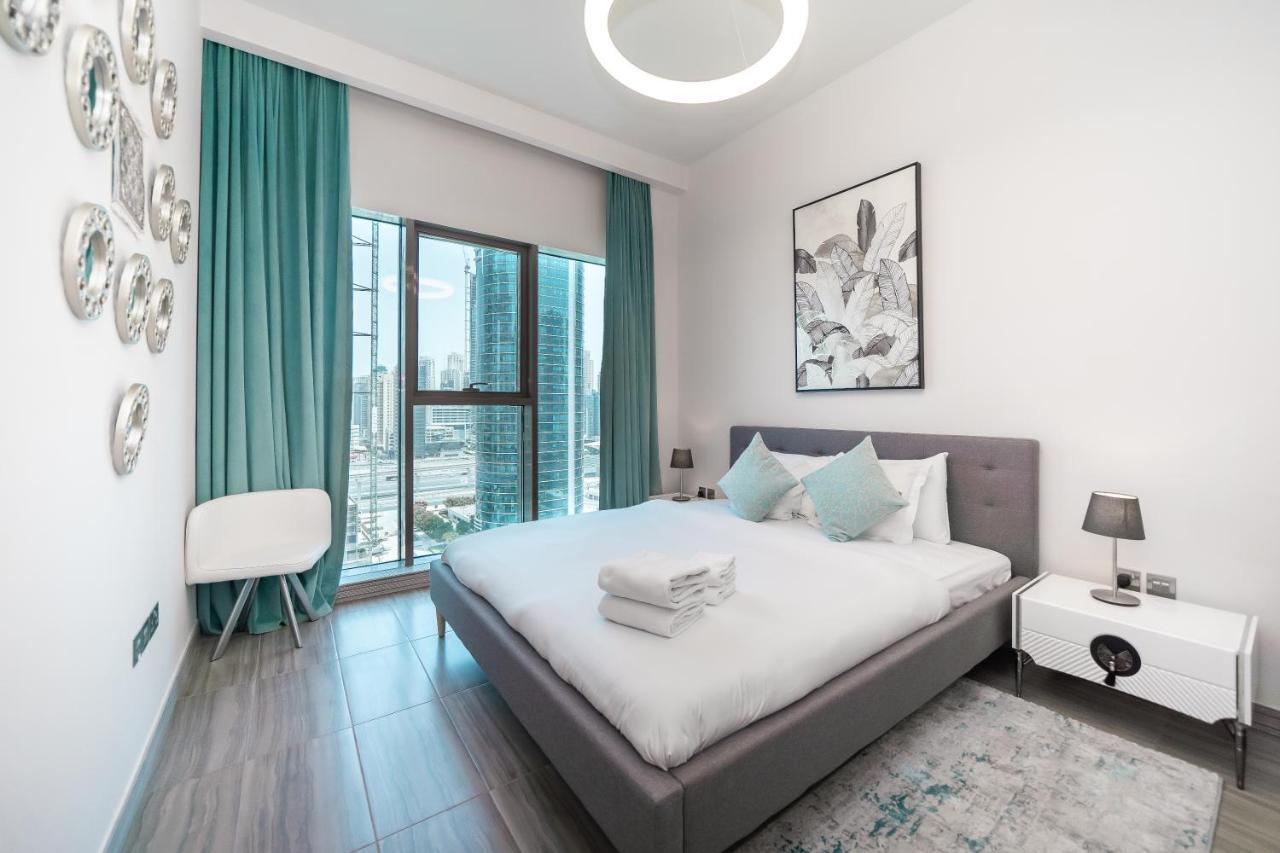 Luton - Modern & View 1br , Mbl Residence, Jumeirah Towers Dubai