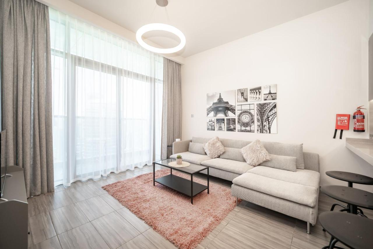 Luton - Modern & View 1br , Mbl Residence, Jumeirah Towers Dubai