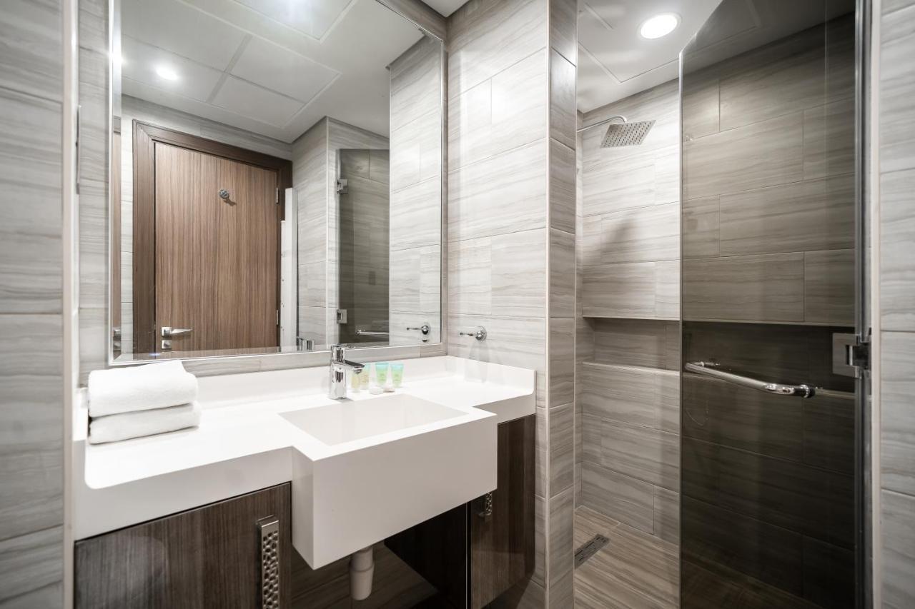 Luton - Modern & View 1br , Mbl Residence, Jumeirah Towers *