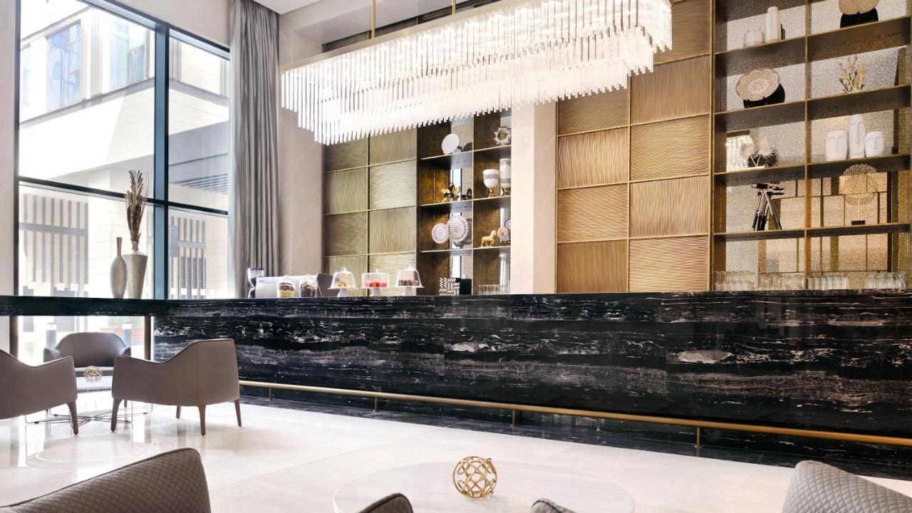 Al-maktoum Airport By Ihg 4*