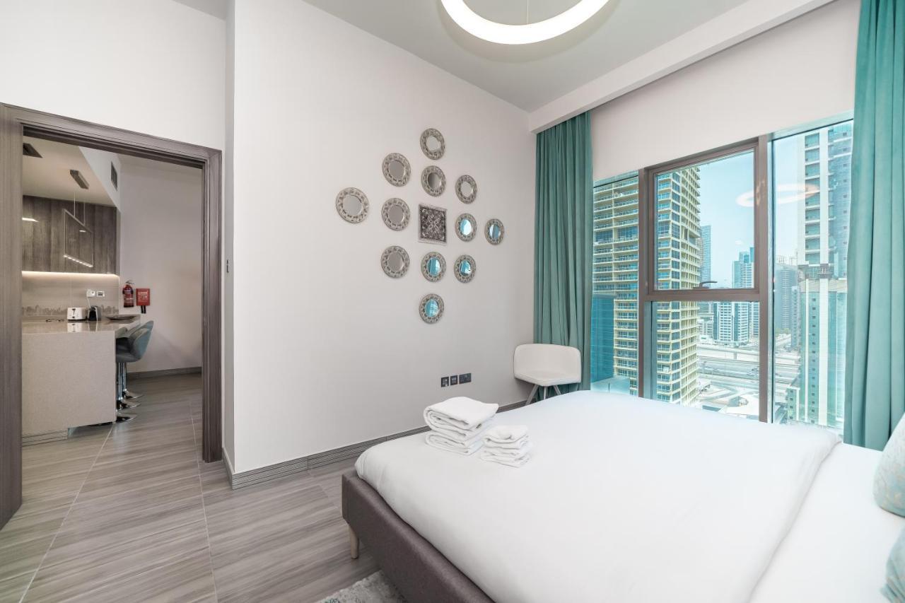 Luton - Modern & View 1br , Mbl Residence, Jumeirah Towers Apartment