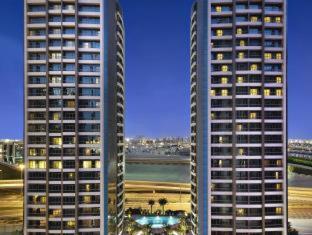 Hotel Atana