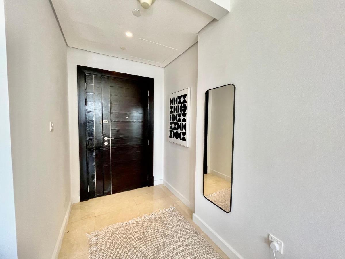 Stunning Marina View With Balcony - Airbetter Apartment