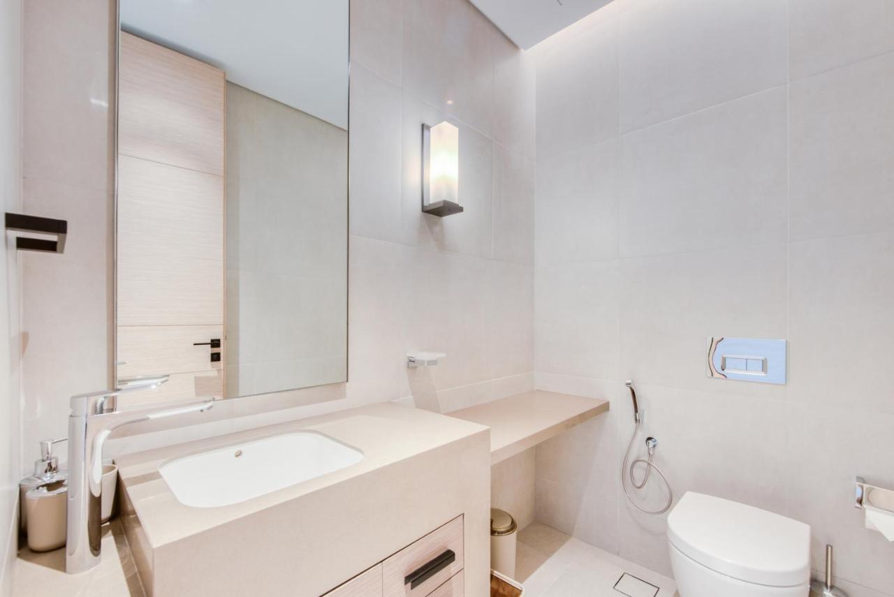 Maison Privee - Exclusive 4br And Maid Beachfront W Front-row Sea Views At Address Jbr Apartment Dubai
