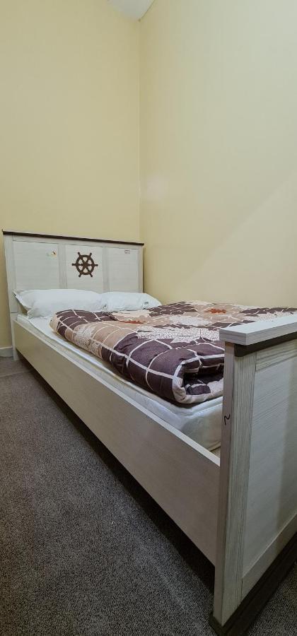 Hostel, Bedspace And Backpackers Hostel *