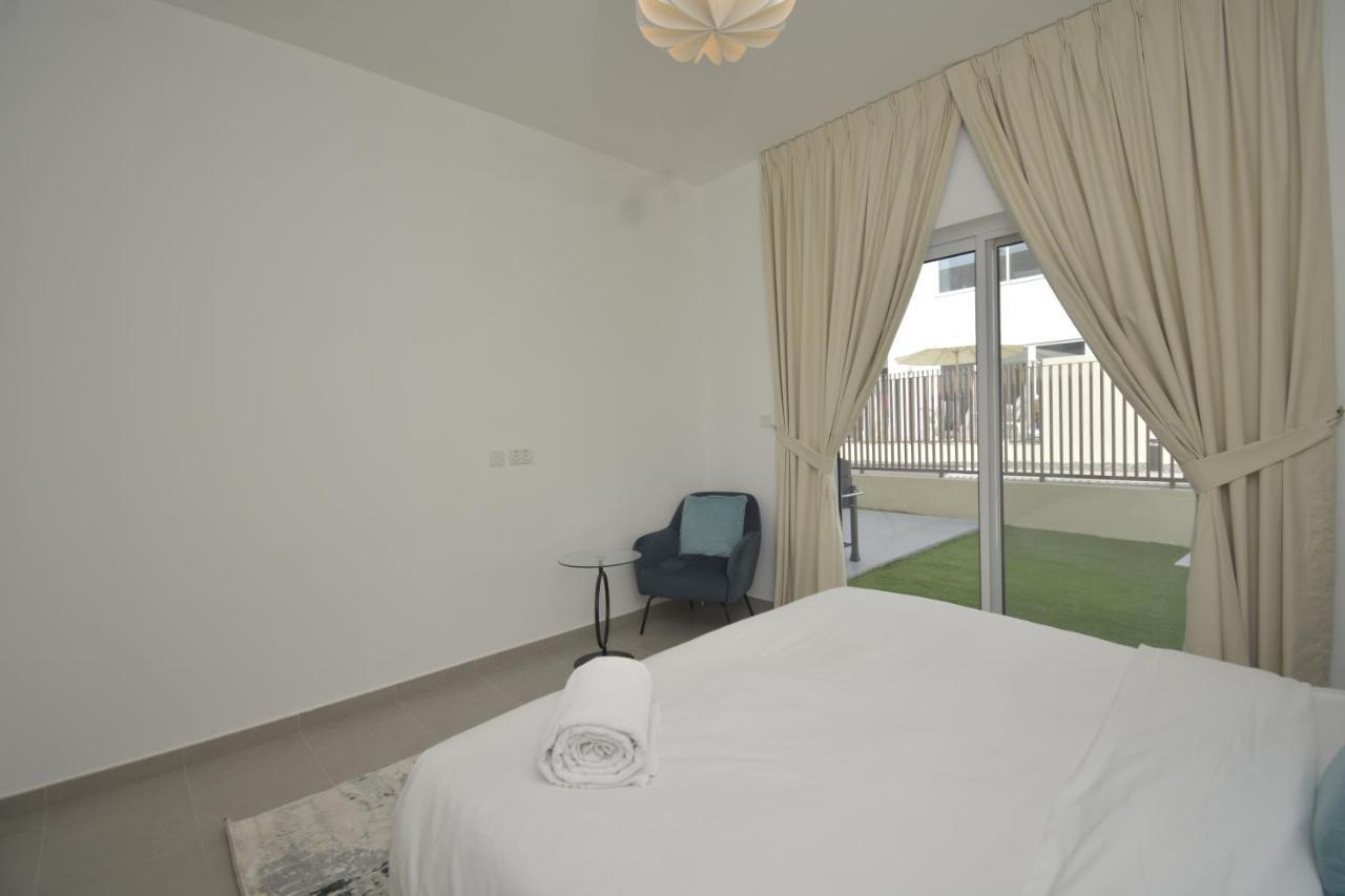 Bnbme - Urbana I - Emaar South *