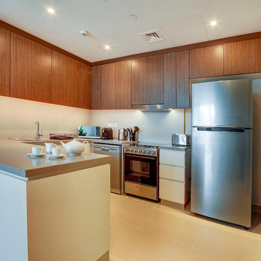 Beachwalk Luxury 2br With Infinity Pool And Views - Marina Jbr Dubai