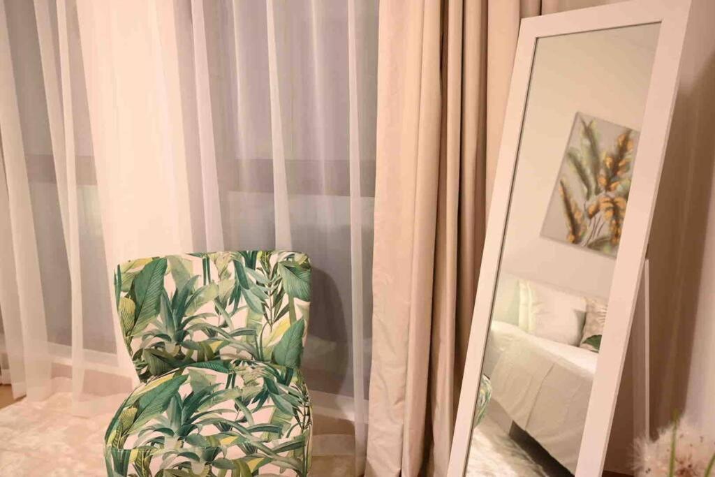 Brand New Furniture . Close To Mall. *