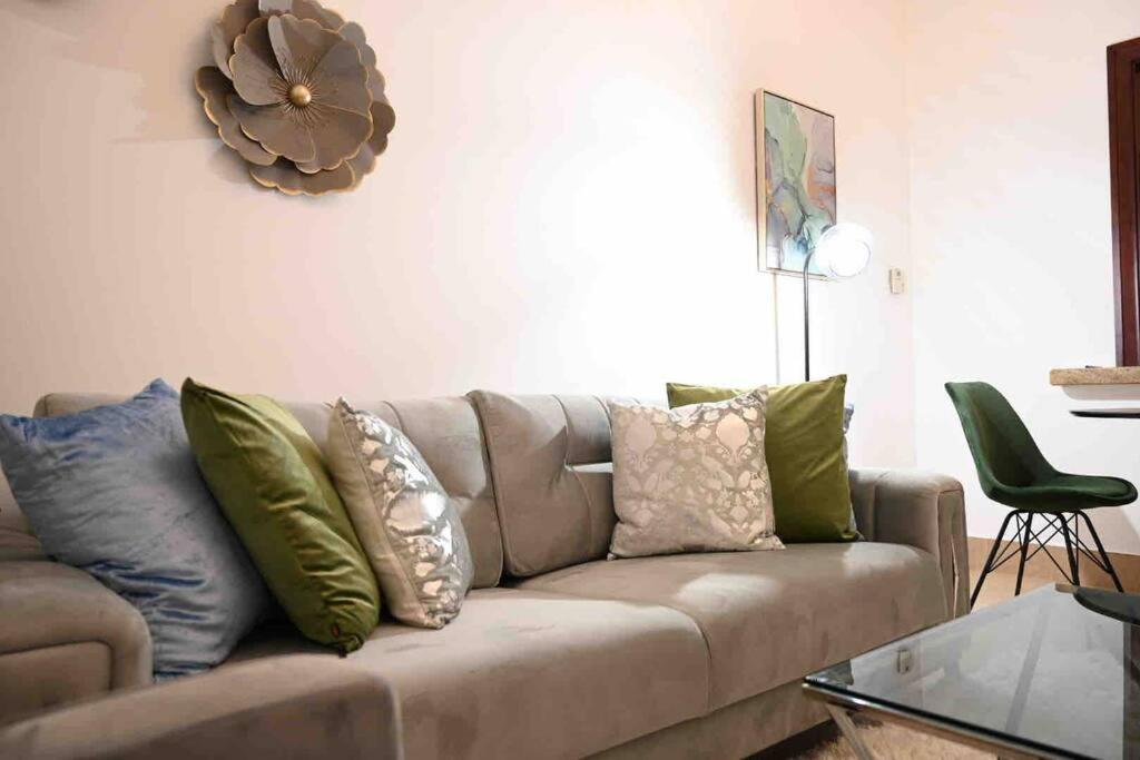 Brand New Furniture . Close To Mall.