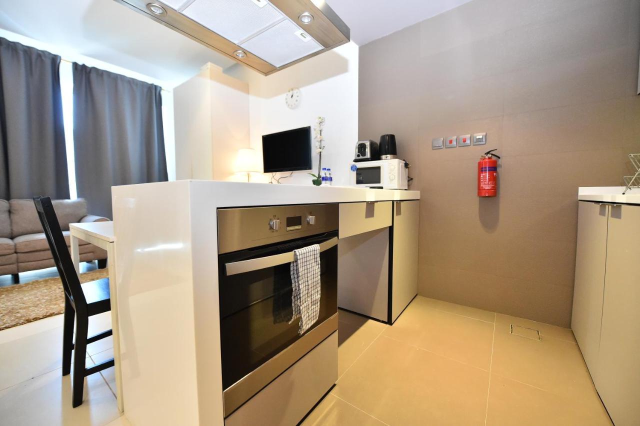 Cozy Studio Apt In Marina - Near Metro, Beach & Mall Apartment Dubai