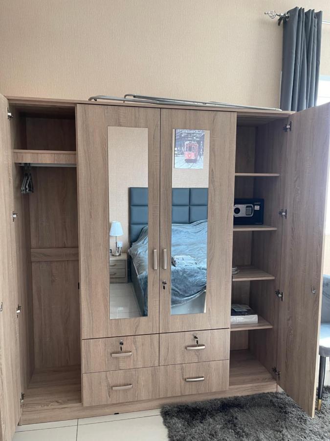 Bright Luxury 2br Aprt Marina With Balcony