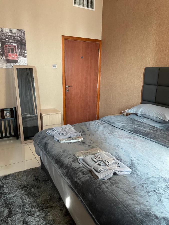 Apartment Bright Luxury 2br Aprt Marina With Balcony