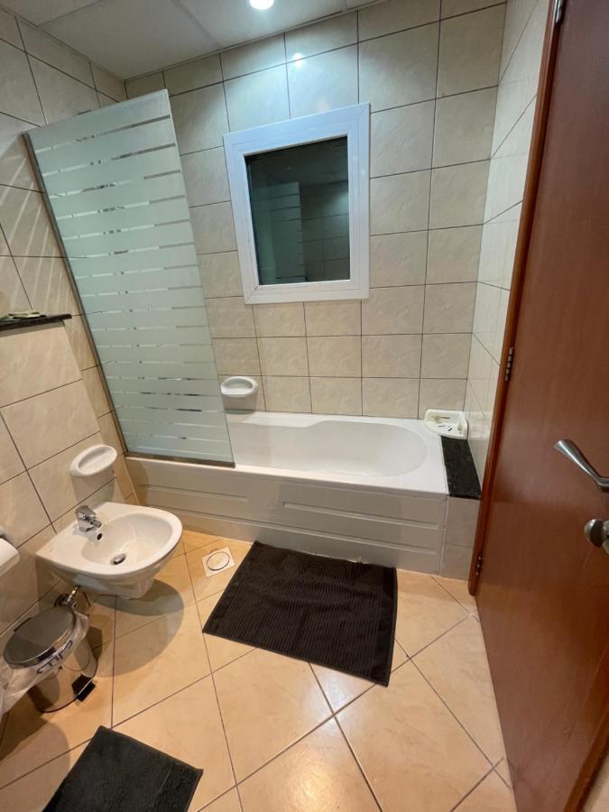 Bright Luxury 2br Aprt Marina With Balcony