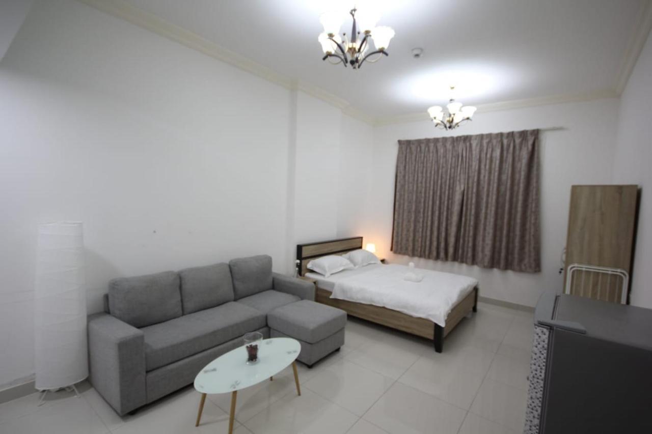 Cozy And Small Partitions For Men Guests In Apartment