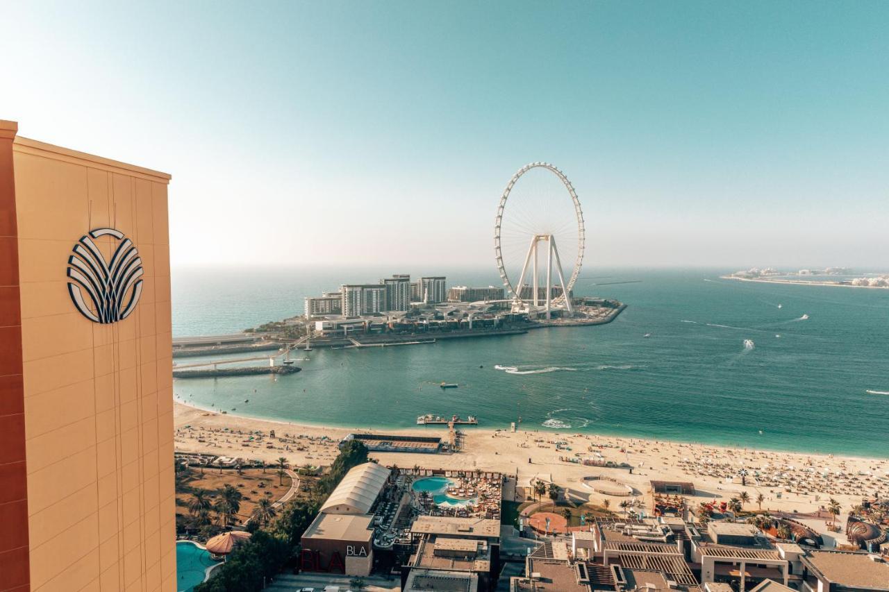 Amwaj Rotana, Jumeirah -