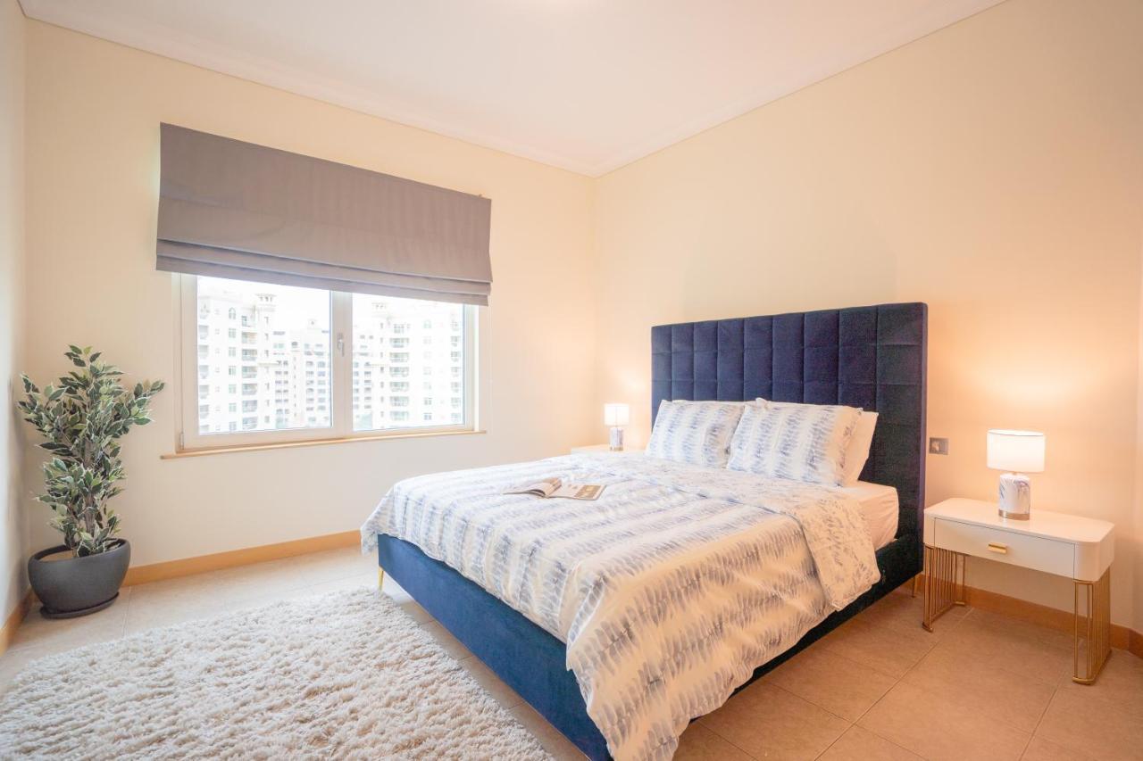 The Palm Luxury 4-Br Beach Club Access Dubai Dubai