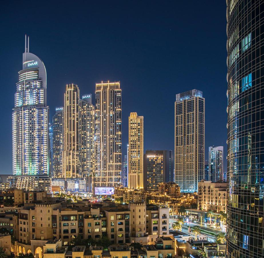 First Class 2br With Full Downtown Skyline View Apartment *