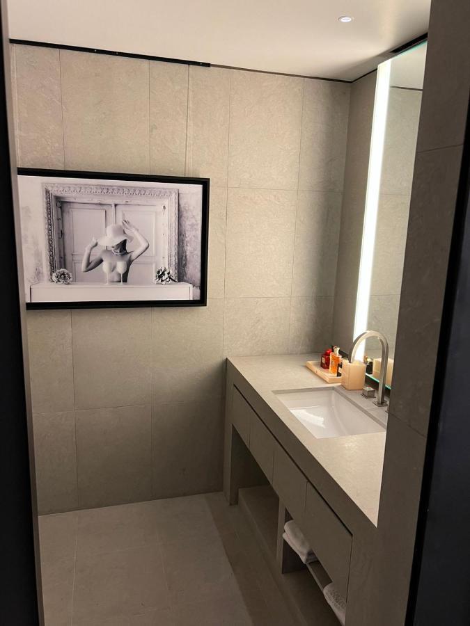 2 Bedroom At Armani Burj Khalifa Apartment