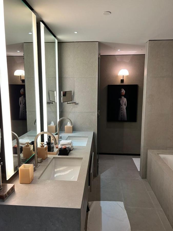 2 Bedroom At Armani Burj Khalifa Apartment Dubai